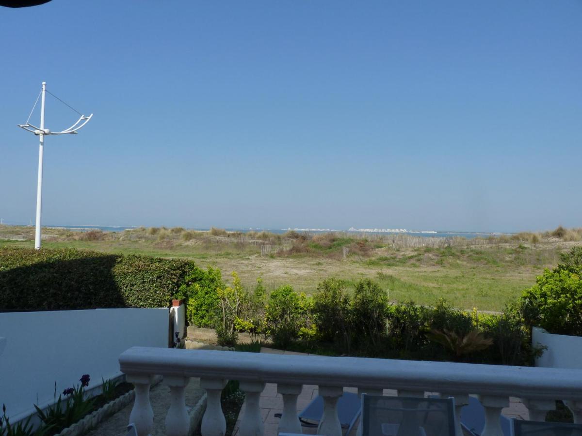 Sol-Y-Days Flamant, Superbe Appartement En Rez De Jardin Avec Grande Terrasse Et Jardinet, Face A La Mer Le Grau-du-Roi Exteriör bild